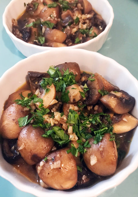 Spanish Meal: Garlic Mushrooms (Champinones al ajillo)